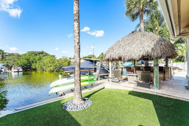 906 Dolphin Drive, Jupiter, FL 33458