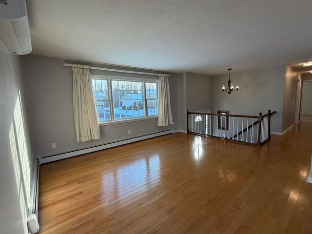 3 Brightview Avenue, Rutland City, VT 05701