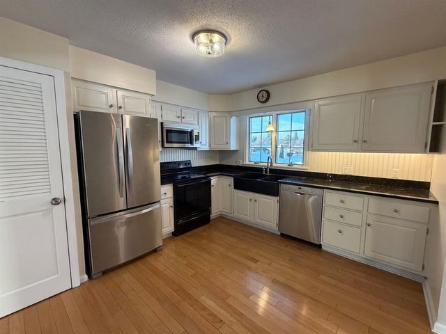 3 Brightview Avenue, Rutland City, VT 05701