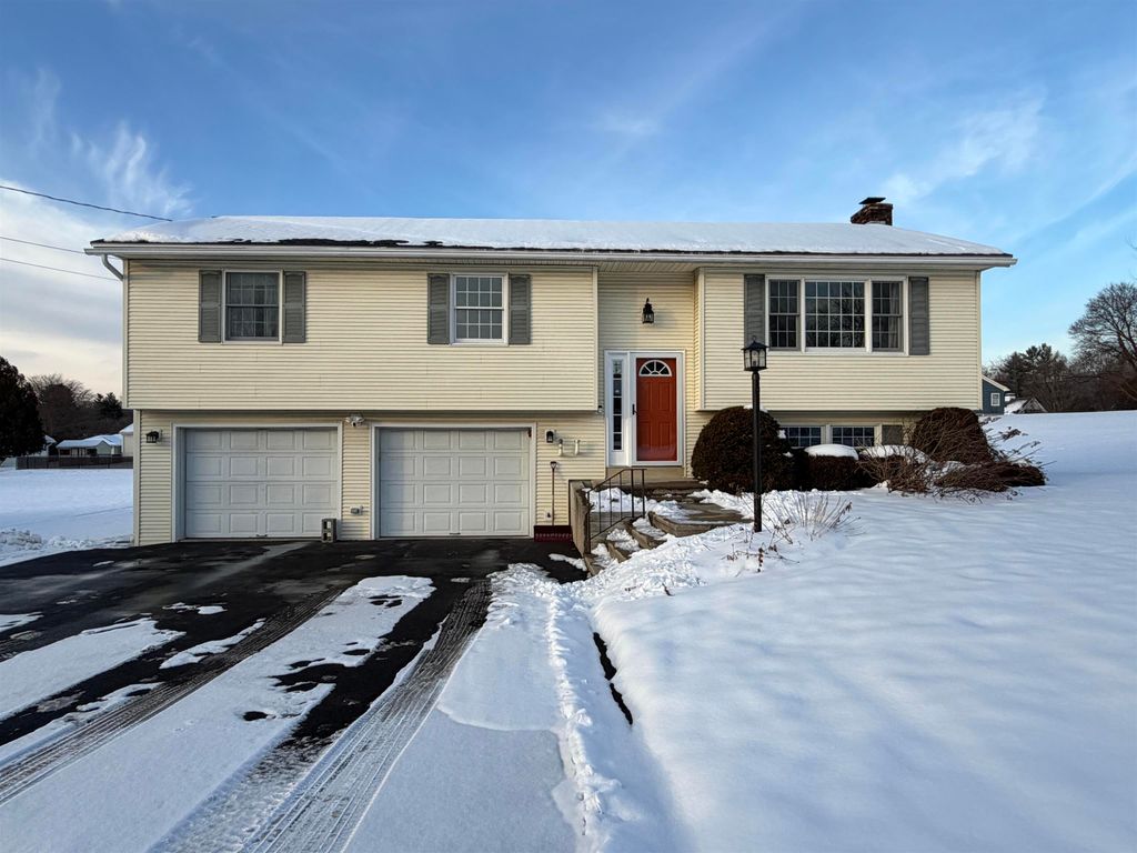 3 Brightview Avenue, Rutland City, VT 05701