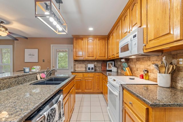 101 Quail Valley Road, Sherwood, AR 72120