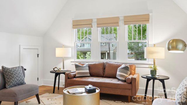 2232 Commonwealth Avenue, Charlotte, NC 28205