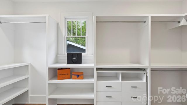 2232 Commonwealth Avenue, Charlotte, NC 28205