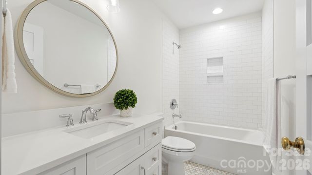 2232 Commonwealth Avenue, Charlotte, NC 28205