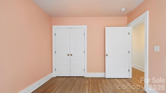 2232 Commonwealth Avenue, Charlotte, NC 28205