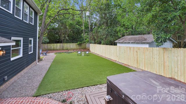 2232 Commonwealth Avenue, Charlotte, NC 28205