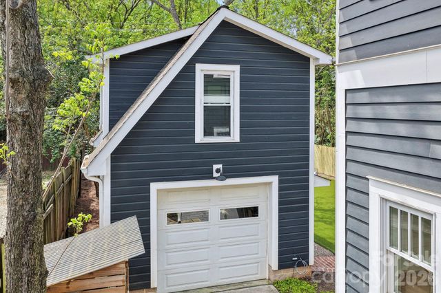 2232 Commonwealth Avenue, Charlotte, NC 28205