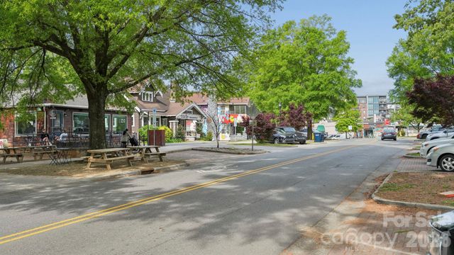 2232 Commonwealth Avenue, Charlotte, NC 28205