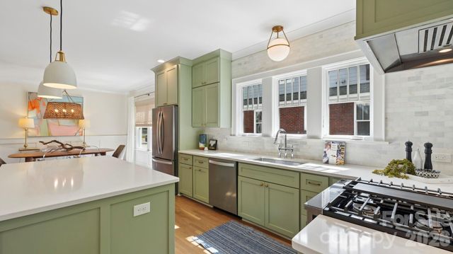 2232 Commonwealth Avenue, Charlotte, NC 28205