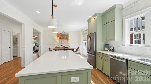 2232 Commonwealth Avenue, Charlotte, NC 28205