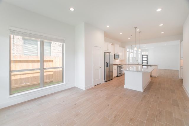 10574 Wild Chives, Conroe, TX 77385