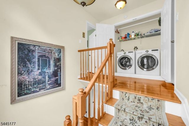 15 Nuthatcher Ct, Wayne Twp., NJ 07470
