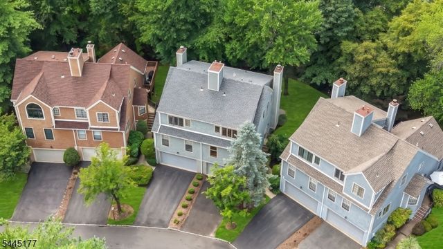 15 Nuthatcher Ct, Wayne Twp., NJ 07470