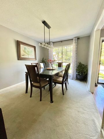 5 Coral Court, Little Rock, AR 72212