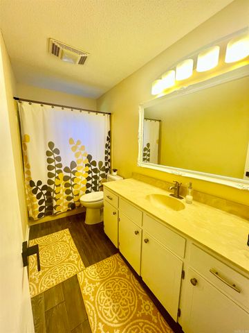 5 Coral Court, Little Rock, AR 72212