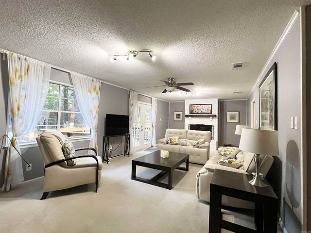 5 Coral Court, Little Rock, AR 72212