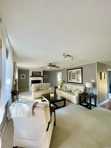 5 Coral Court, Little Rock, AR 72212