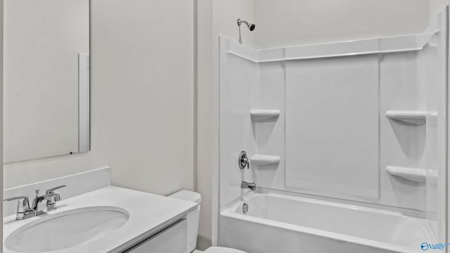 3267 Feldspar Drive SW, Limestone, AL 35756