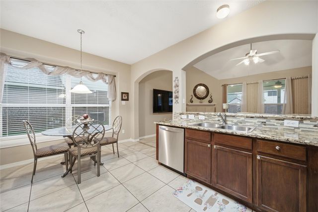 5106 Westwood Pines Drive, Katy, TX 77449