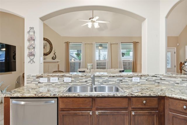 5106 Westwood Pines Drive, Katy, TX 77449