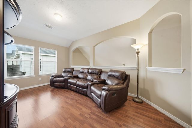 5106 Westwood Pines Drive, Katy, TX 77449