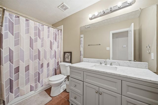 5106 Westwood Pines Drive, Katy, TX 77449