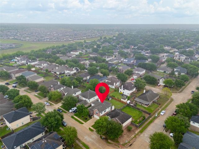 5106 Westwood Pines Drive, Katy, TX 77449
