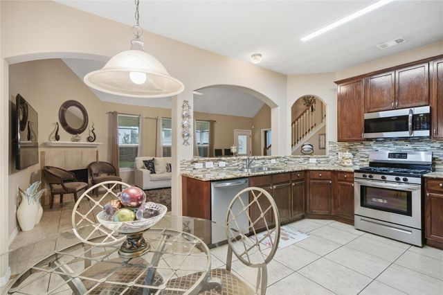 5106 Westwood Pines Drive, Katy, TX 77449