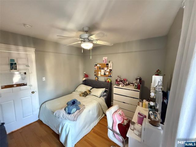 41 Stuyvesant Road, Teaneck, NJ 07666