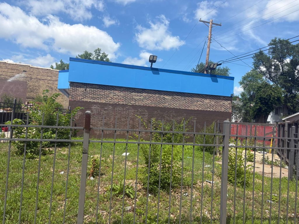 2445 Bloomington Avenue, Minneapolis, MN 55404 — exterior