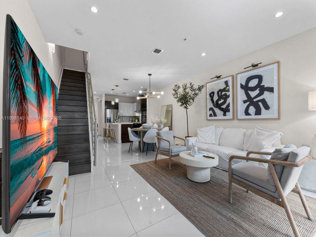 10265 NW 63rd Ter 205, Doral, FL 33178