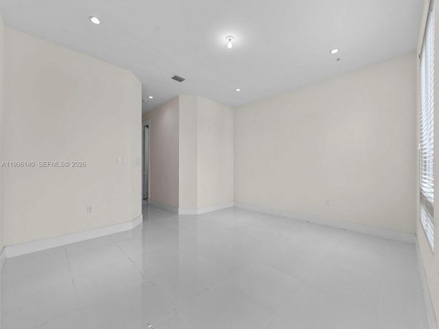 10265 NW 63rd Ter 205, Doral, FL 33178