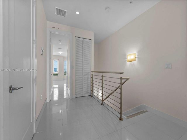 10265 NW 63rd Ter 205, Doral, FL 33178