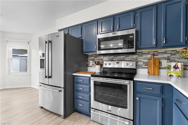3205 Vermeer DR, Virginia Beach, VA 23453