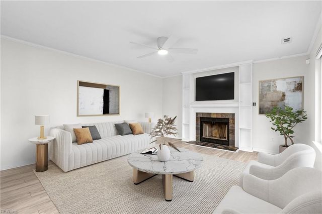 3205 Vermeer DR, Virginia Beach, VA 23453