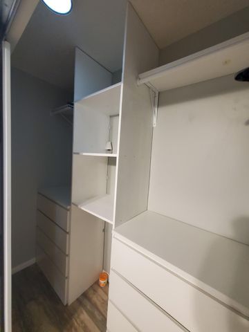 9007 Hampshire Avenue N, Brooklyn Park, MN 55445