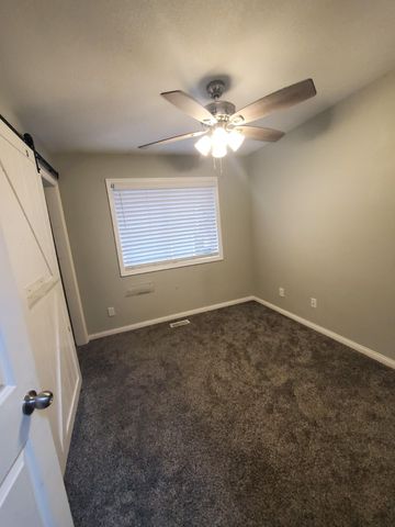 9007 Hampshire Avenue N, Brooklyn Park, MN 55445