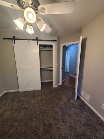 9007 Hampshire Avenue N, Brooklyn Park, MN 55445