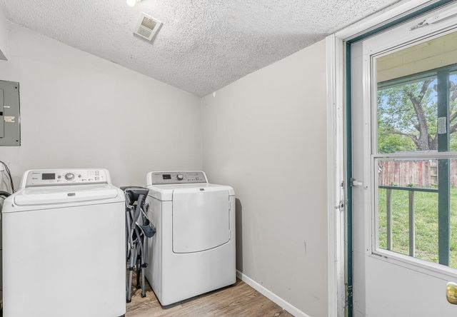 352 S Sheridan, Wichita, KS 67213