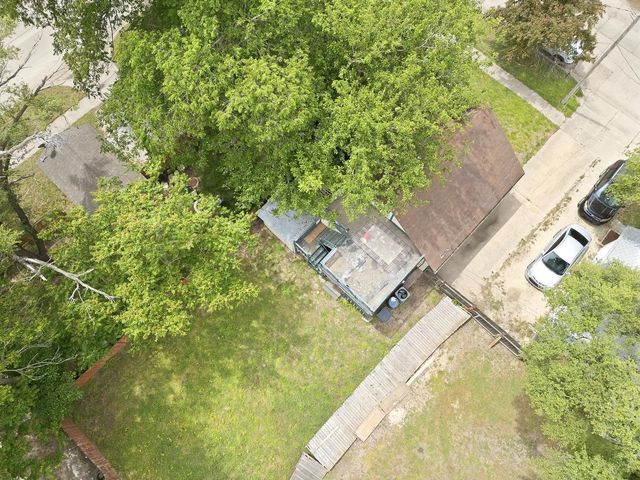 352 S Sheridan, Wichita, KS 67213
