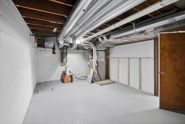 1095 Idaho Avenue W, Saint Paul, MN 55117