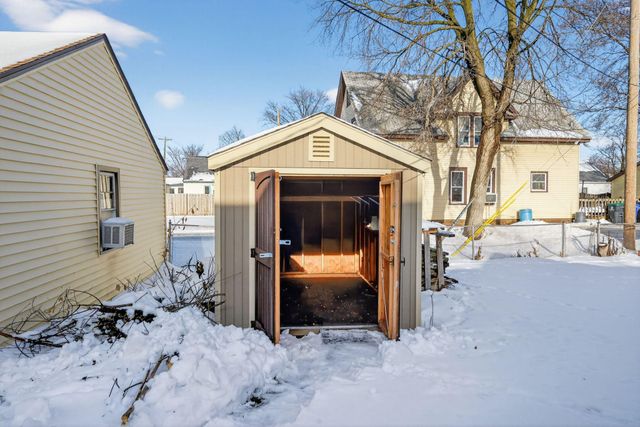 1095 Idaho Avenue W, Saint Paul, MN 55117