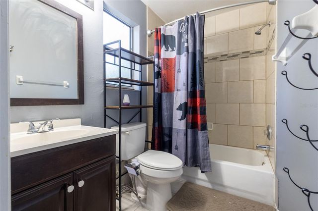 3110 GORDON COURT, Tampa, FL 33619