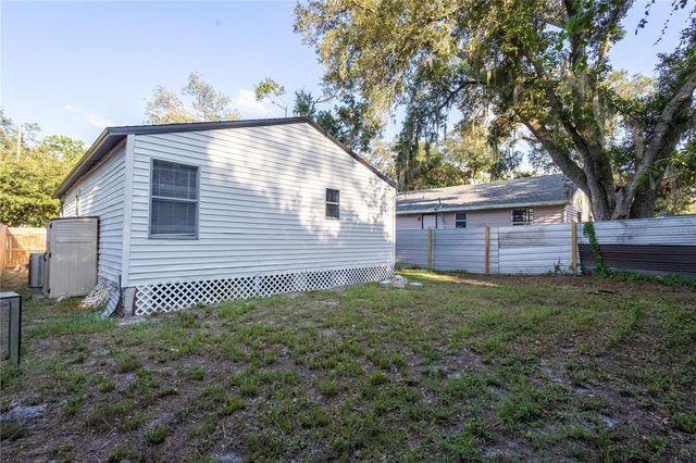3110 GORDON COURT, Tampa, FL 33619