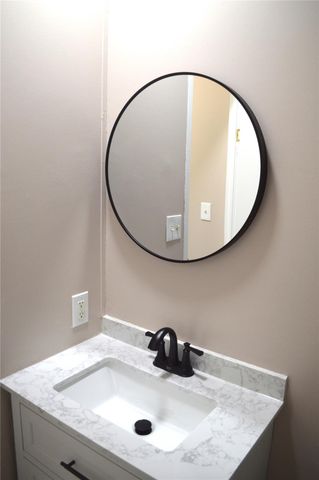 400 Saratoga Springs PL, Liberty Hill, TX 78642