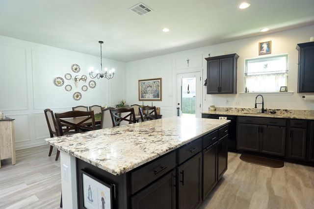 114 Shadow Pointe Road, Thibodaux, LA 70301