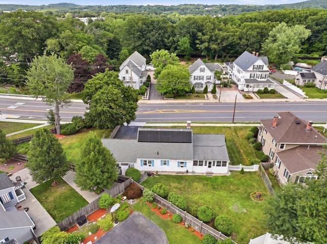 196 N Main St, Leominster, MA 01453