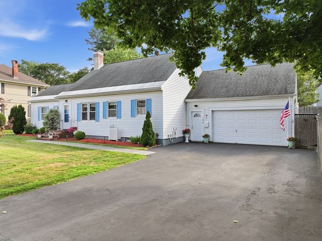 196 N Main St, Leominster, MA 01453