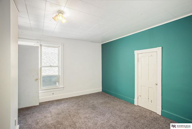 2932 Q Street, Lincoln, NE 68503