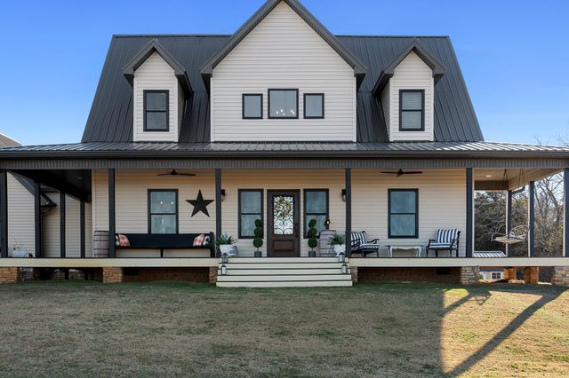 5650 Sledge Rd, Christiana, TN 37037